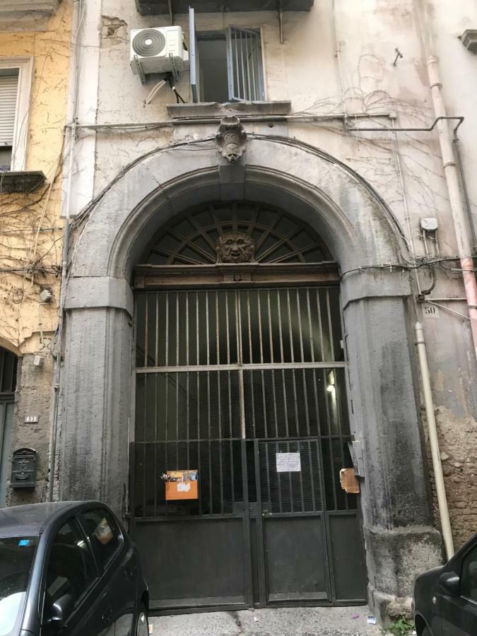 Nel Cuore Di Napoli Apartment Екстериор снимка