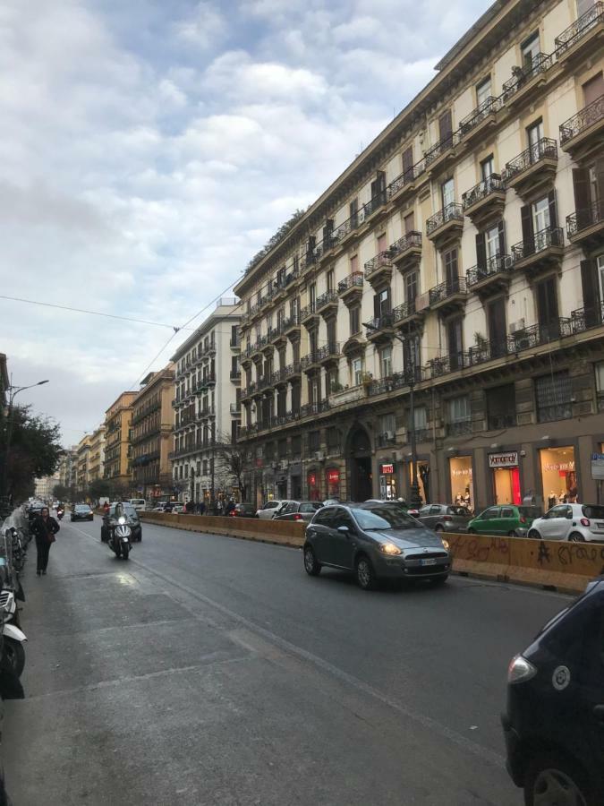 Nel Cuore Di Napoli Apartment Екстериор снимка
