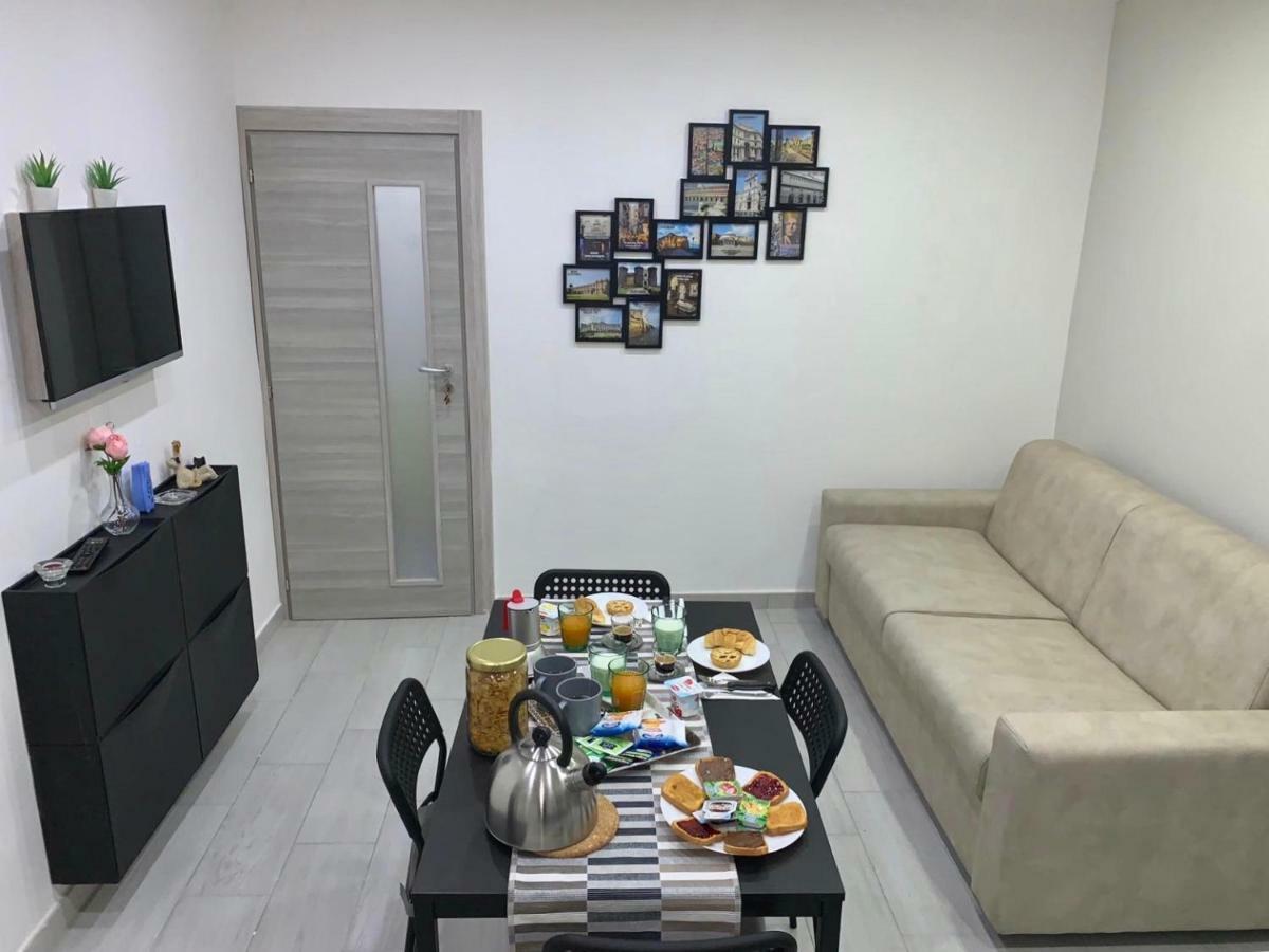 Nel Cuore Di Napoli Apartment Екстериор снимка