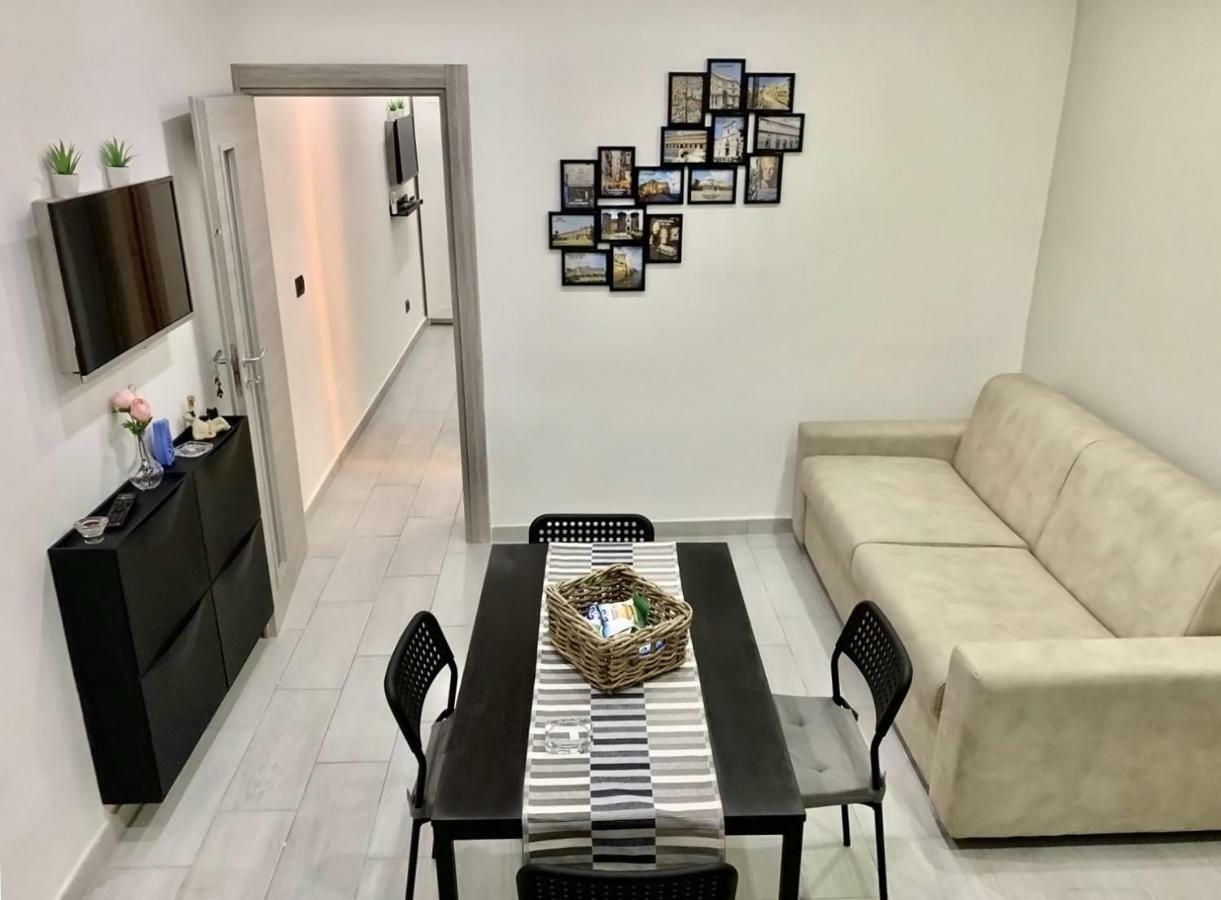 Nel Cuore Di Napoli Apartment Екстериор снимка