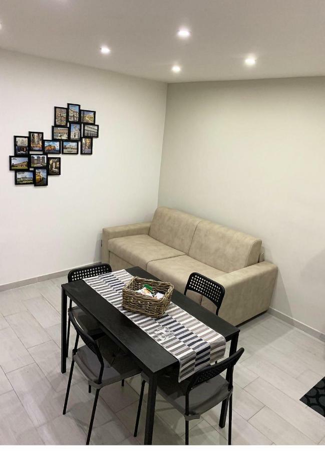Nel Cuore Di Napoli Apartment Екстериор снимка